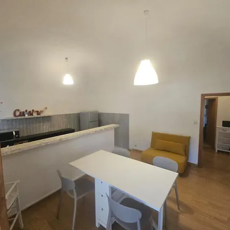 Lejlighed Desi Volterra